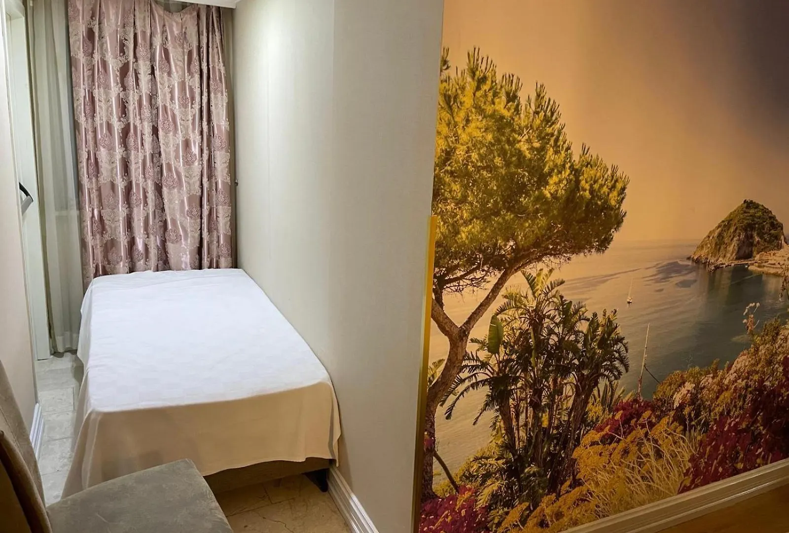 Grand Naki Hotel Istanbul Turkey