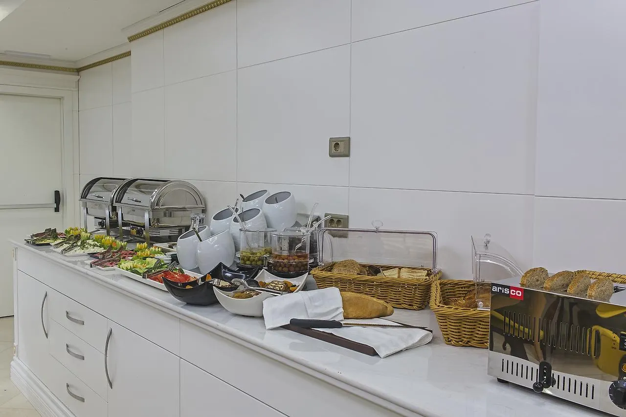 Grand Naki Hotel Istanbul 3*,