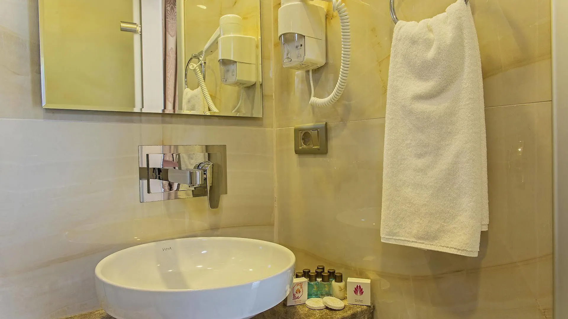 Grand Naki Hotel Istanbul