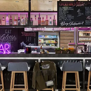 Moxy Ostbahnhof 3* München